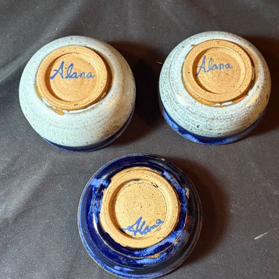 Hues of Blues Pottery Collection (LR1-SF)