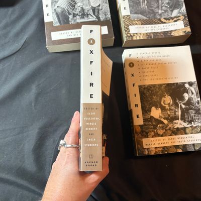 Large Collection of Foxfire Books (LR1-SF)