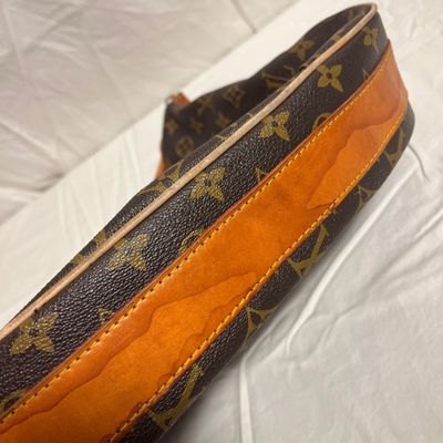 Louis Vuitton Monogram Shoulder Bag (PBC1-KA)