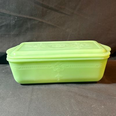 Vintage Refrigerator Storage Ft. Fire King Jadeite Philbe Loaf Pan (LR1-SF)