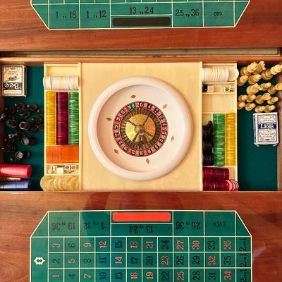 Ornate Wood Multi Game Table and Chairs (LR2-SA)