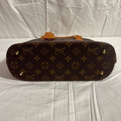 Louis Vuitton Monogram Alma Handbag with Dust Bag (PBC1-KA)