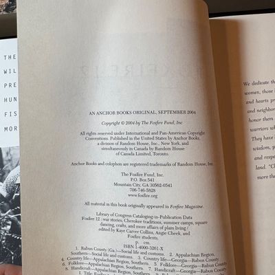 Large Collection of Foxfire Books (LR1-SF)