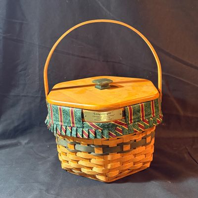 Lidded Longaberger Baskets (LR2-SF)