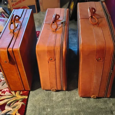 Set of Three Hartmann Leather Suitcases (P-ES)