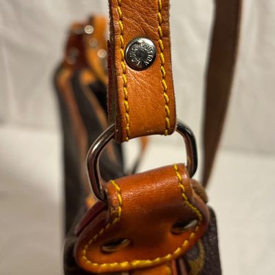Louis Vuitton Monogram Shoulder Bag (PBC1-KA)