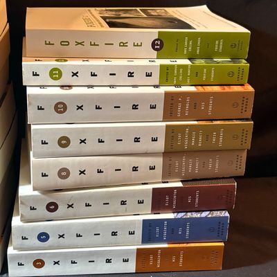 Large Collection of Foxfire Books (LR1-SF)