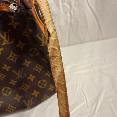 Louis Vuitton Monogram Shoulder Bag (PBC1-KA)
