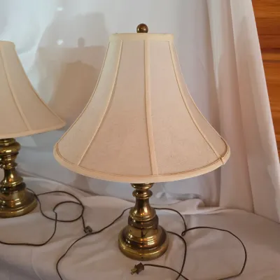 Pair of Brass Finish Table Lamps w/Cream Shades (BBR2-JS)