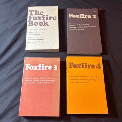 Large Collection of Foxfire Books (LR1-SF)