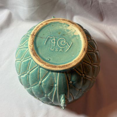 McCoy Pottery Diamond-Quilted Pots (LR3-SF)