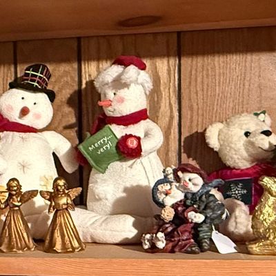 Sale Photo Thumbnail #156: .