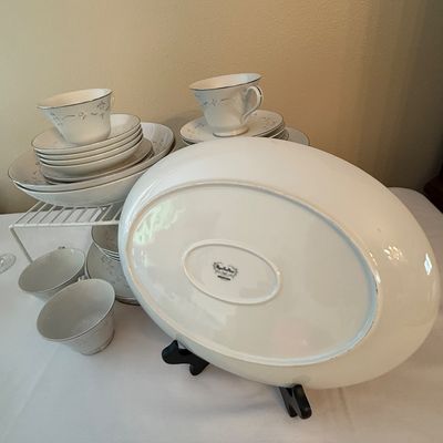 Sale Photo Thumbnail #47: .4 piece place setting