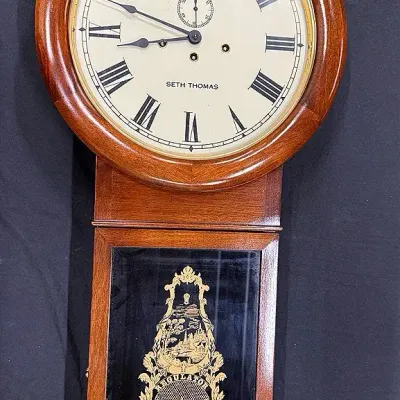 Seth Thomas Regulator Clock With Key
