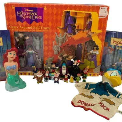 Disney Collectibles Lot Hunchback Notre Dame Playset Pocahontas Figures Ariel & Donald 18+ Pcs