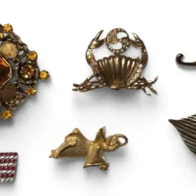 Sale Photo Thumbnail #23: Lot of 6 Assorted Decorative Pins & Brooches - Vintage-Inspired Mixed Designs