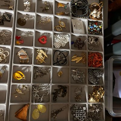 Sale Photo Thumbnail #138