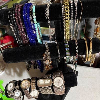 Sale Photo Thumbnail #135