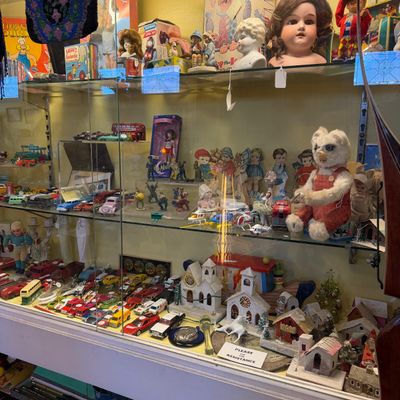 Sale Photo Thumbnail #352