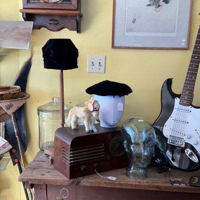 Sale Photo Thumbnail #397