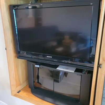 Sale Photo Thumbnail #14: Sony Bravia