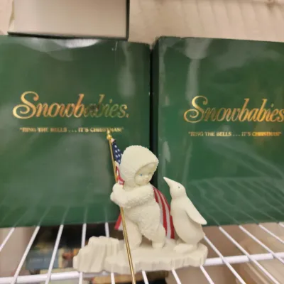 Sale Photo Thumbnail #3: Snowbabies