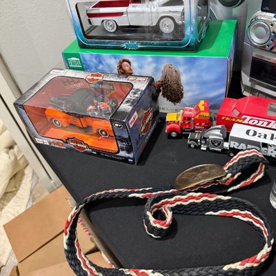 Sale Photo Thumbnail #192
