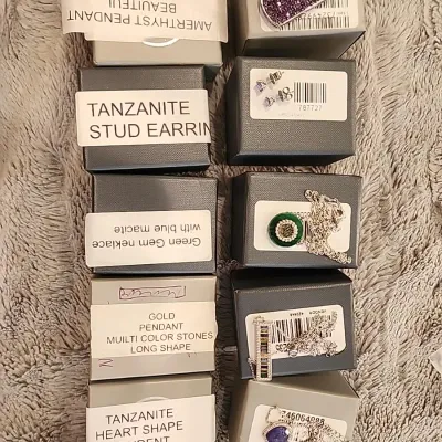 Sale Photo Thumbnail #196