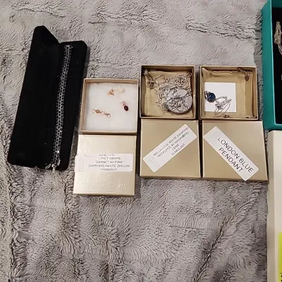 Sale Photo Thumbnail #171