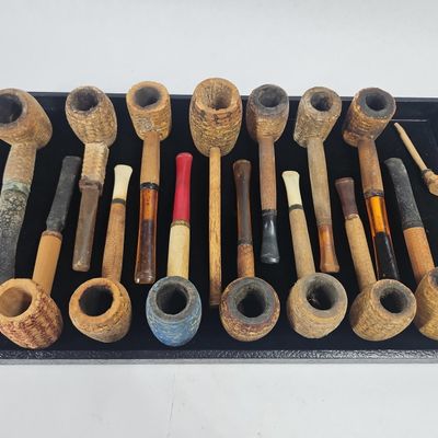 Sale Photo Thumbnail #5: Dr. Grabow & Vtg Corn Cob Tobacco Pipes