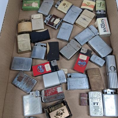 Sale Photo Thumbnail #150: Storm Master, Penguin, Bentley Lighters