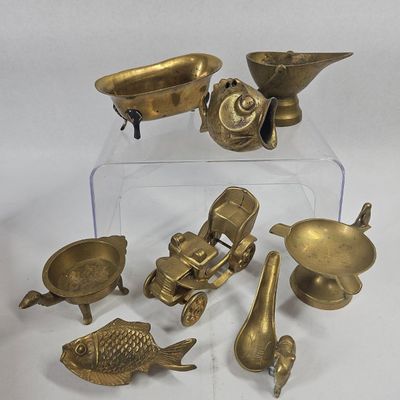 Sale Photo Thumbnail #257: 8 Miniature Brass Objects
