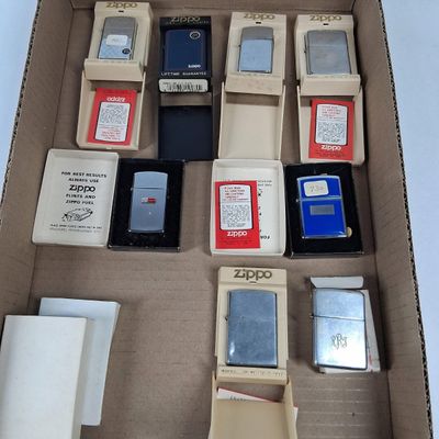 Sale Photo Thumbnail #84: Zippo Lighters & Advertising Models