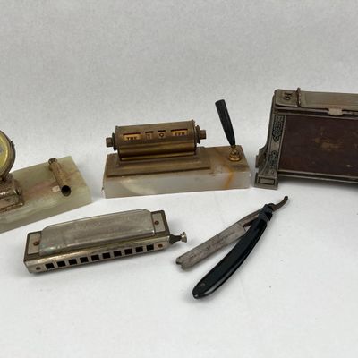 Sale Photo Thumbnail #400: Deco Calendars, Hohner & Allen Razor