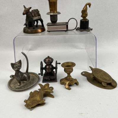 Sale Photo Thumbnail #383: Set 8 Metal Miniature Animals & Objects