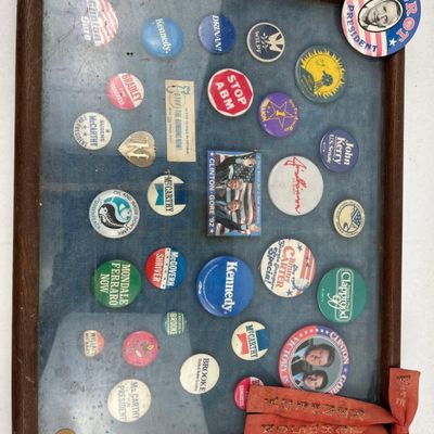 Sale Photo Thumbnail #416: Vtg US Political Buttons & Ephemera Set