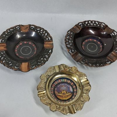 Sale Photo Thumbnail #140: 3 Japanese Mechanical Roulette Ashtrays
