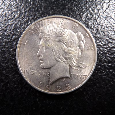 1923-D HIGH GRADE PEACE SILVER DOLLAR