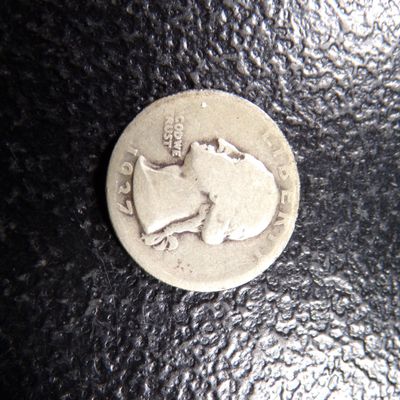 1937-D WASHINGTON SILVER QUARTER