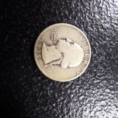 1935-S WASHINGTON SILVER QUARTER