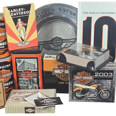 Harley-Davidson 100th Anniversary Memorabilia and Collectibles featuring Wilton Armetale Plate