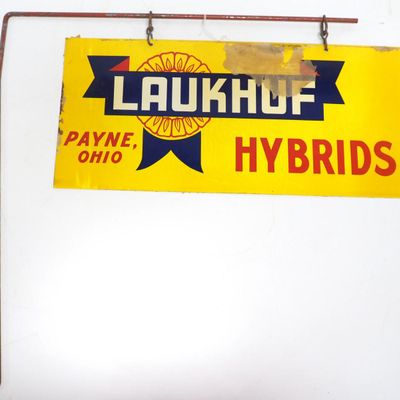 Sale Photo Thumbnail #257: Laukhuf Hybrids fence sign