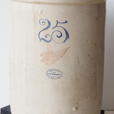 Sale Photo Thumbnail #225: 25-gallon Red Wing crock