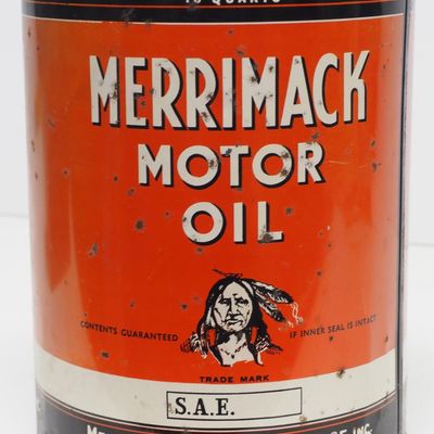 Sale Photo Thumbnail #207: 10-quart Merrimack Motor Oil tin