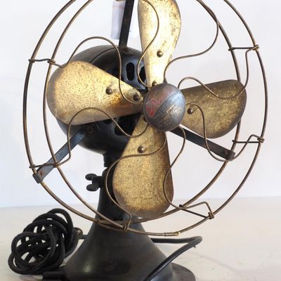 Sale Photo Thumbnail #165: Peerless Style No.BB-1-11 desk fan