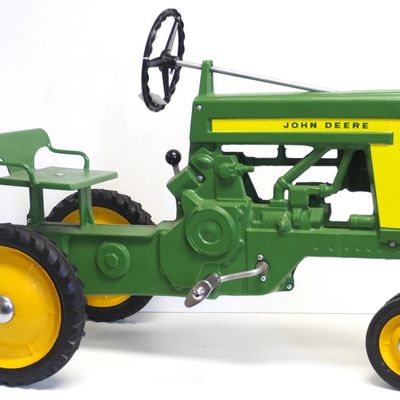 Sale Photo Thumbnail #186: Eska John Deere 620 pedal tractor