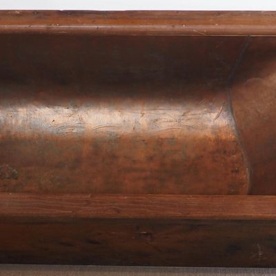 Sale Photo Thumbnail #176: Copper bathtub