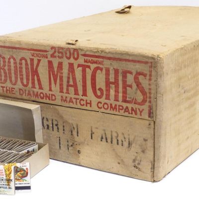 Sale Photo Thumbnail #80: NOS Diamond Match Company matchbooks