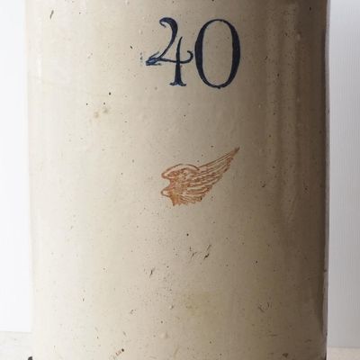 Sale Photo Thumbnail #227: 40-gallon Red Wing crock, RARE size!