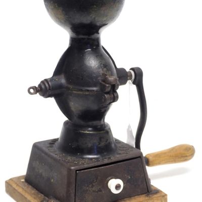 Sale Photo Thumbnail #141: Enterprise table-top coffee grinder